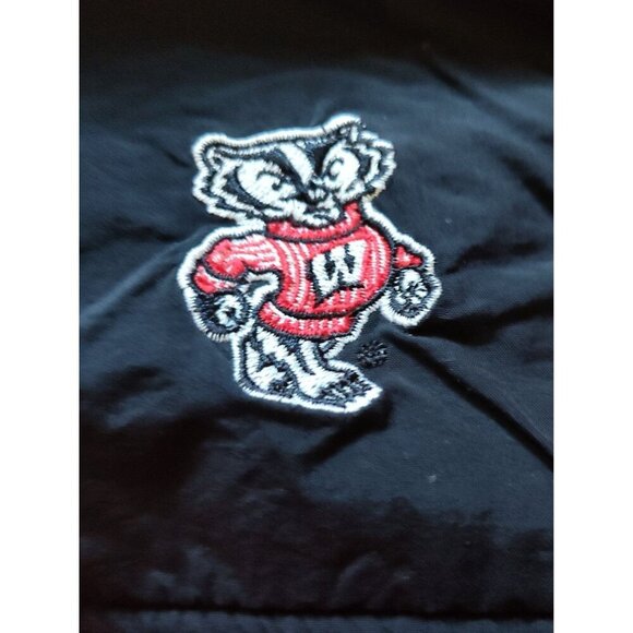 Well built jacket by Columbia, Wisconsin Badgers XL - Picture 4 of 6